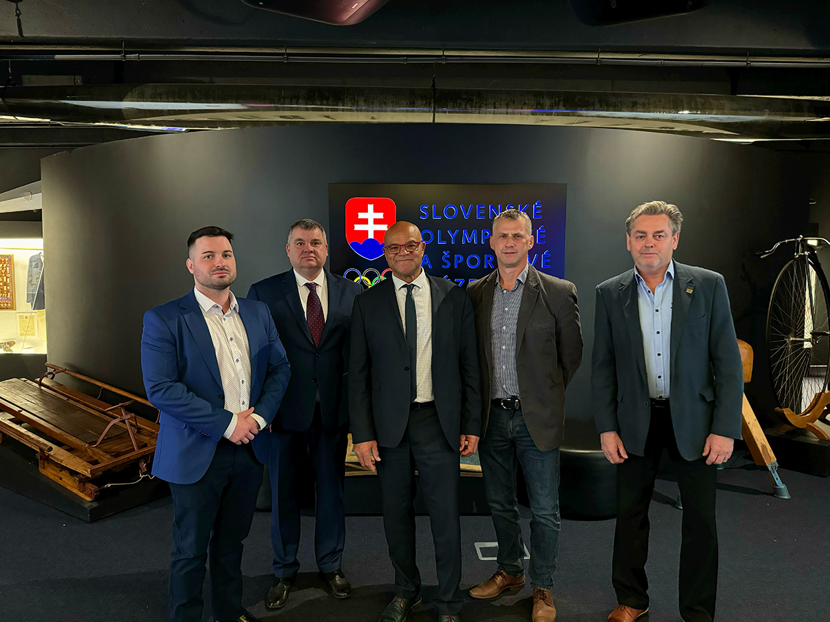 Prezident Európskej kanoistickej federácie Jean Zoungrana navštívil Slovensko