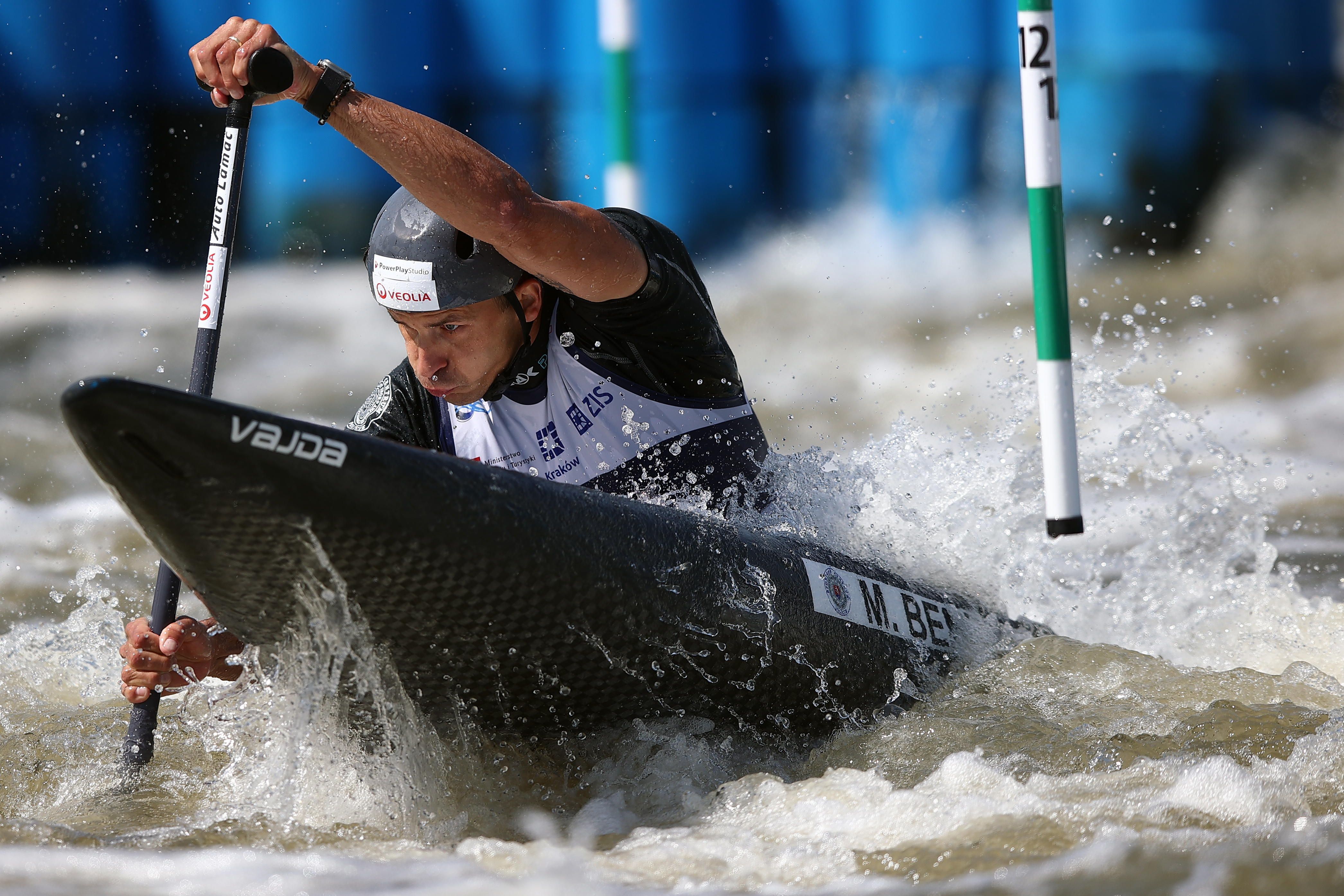 ŠTVRTÝ SVETOVÝ POHÁR VODNÝCH SLALOMÁROV V TALIANSKEJ IVREI