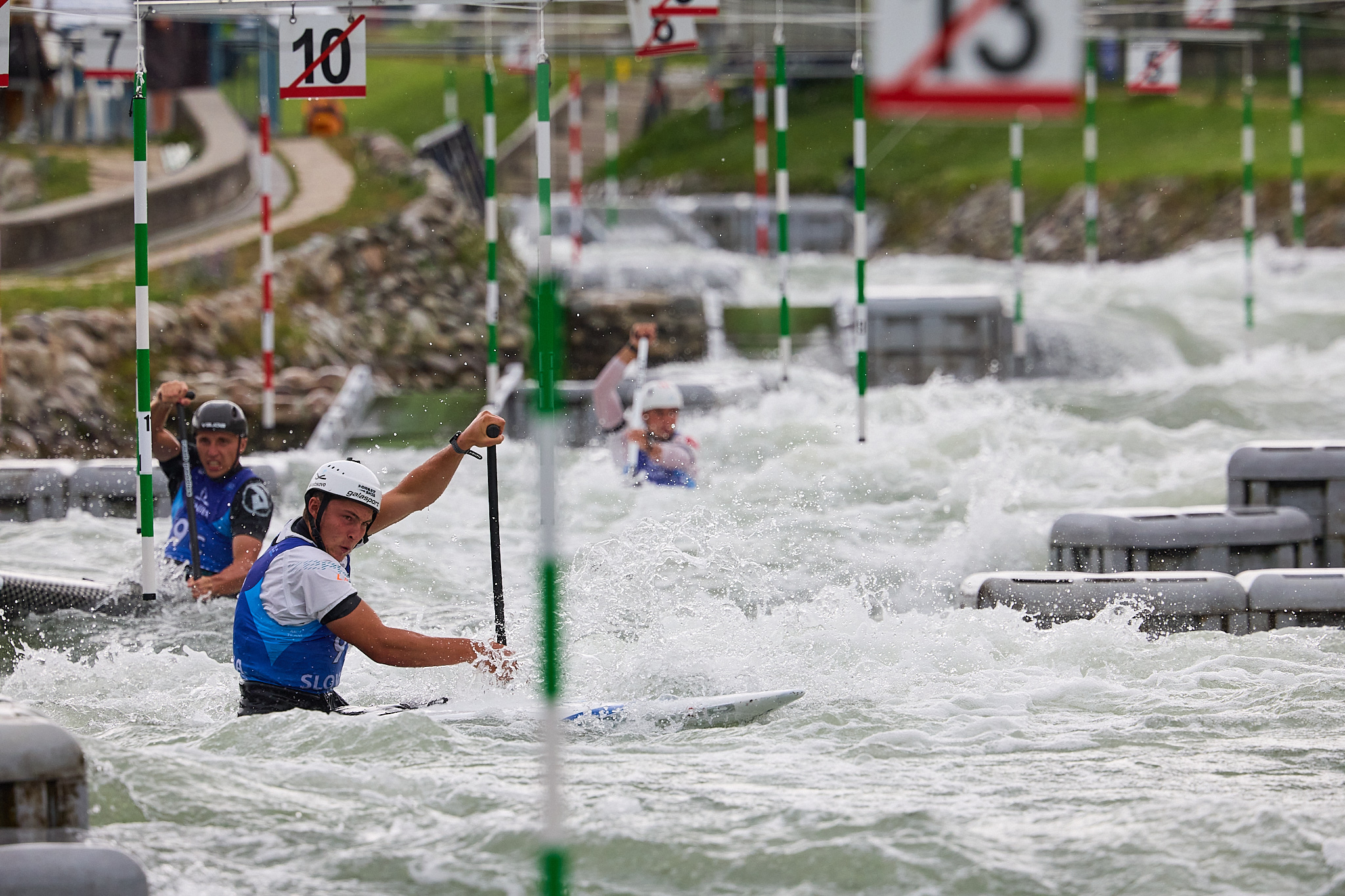 Slovensko tesne za medailovými pozíciami v tímových súťažiach