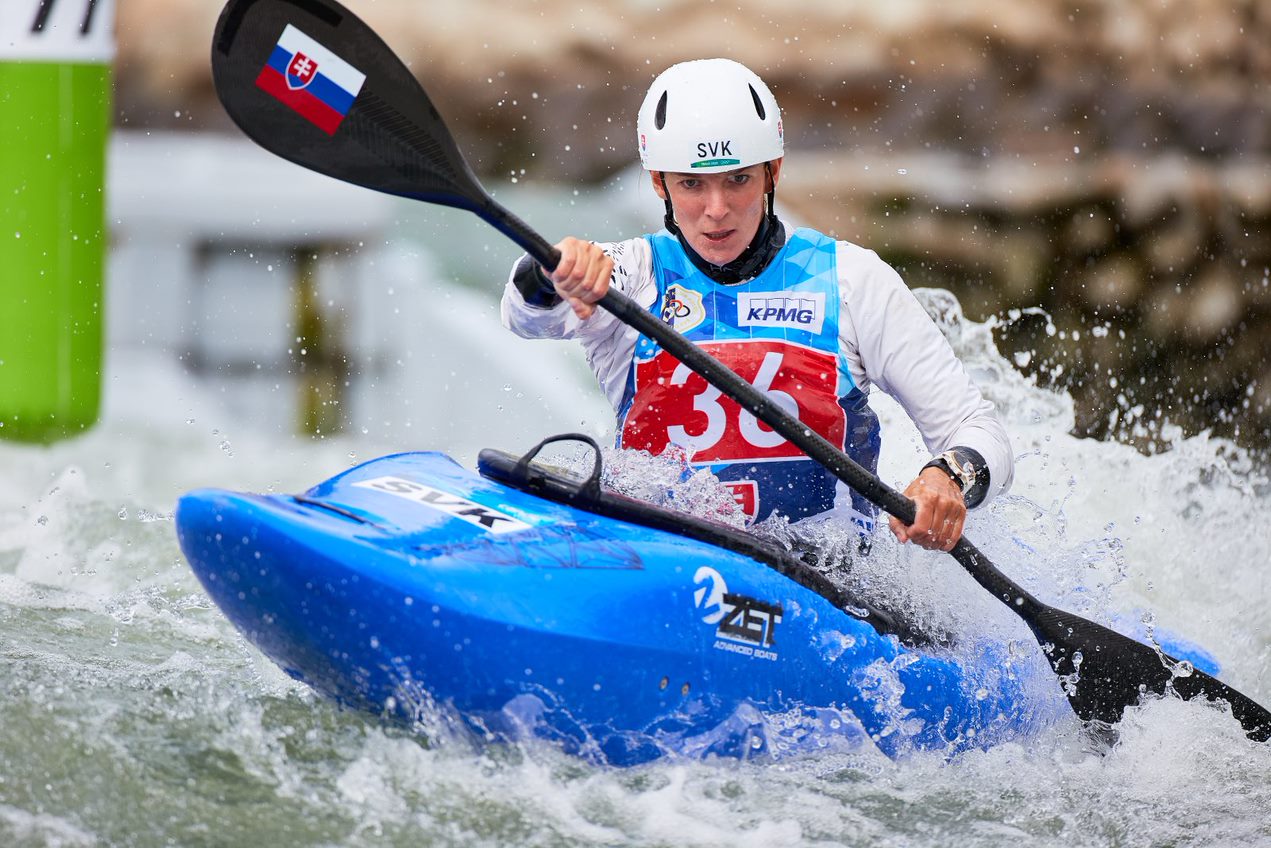 V extrémnom slalome úspešní Mintálová, Stanovská a Grigar