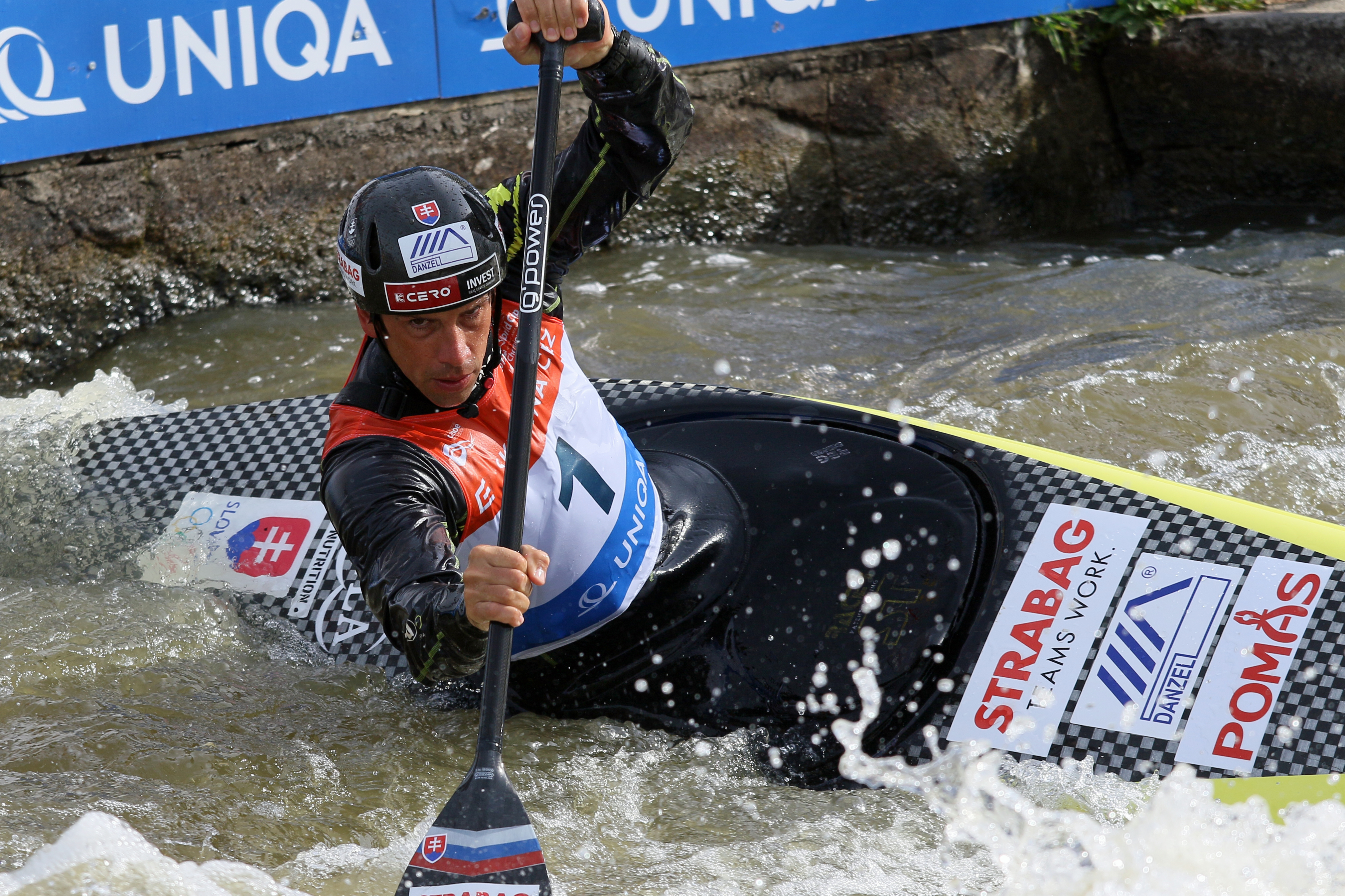 AlexanderSlafkovskyPraga02